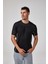 Erkek Kısa Kollu Çizgi Detaylı T-Shirt 1