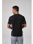 Erkek Kısa Kollu Çizgi Detaylı T-Shirt 2