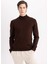 Erkek Kahverengi Slim Fit Dar Kesim Basic Düz Akrilik Kazak B7851AXNS 1
