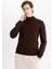 Erkek Kahverengi Slim Fit Dar Kesim Basic Düz Akrilik Kazak B7851AXNS 4