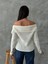Kadın Omuz Dekolteli Kayık Yaka Yandan Düğmeli Triko Hırka 2