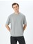 Kısa Kollu Etiket Detaylı Pamuk Karışımlı Bisiklet Yaka Oversize T-Shirt 3