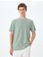 Dokulu Kısa Kollu Yaka Detaylı Pamuk Karışımlı Bisiklet Yaka Slim Fit T-Shirt 3