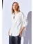 Beyaz Oversize Tek Cepli Gabardin Rahat Kesim Soft Dokulu Pamuk Kadın Gömlek | MKW168174-01 1