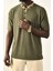 Yaka Detaylı T-Shirt 1