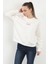 Kadın Bisiklet Yaka Tavşan Baskılı Oversize Sweatshirt Beyaz - 2586 5