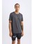 DeFactoFit Slim Fit Dar Kesim Bisiklet Yaka Baskılı Sporcu Kısa Kollu Tişört X6142AZ25SP 1