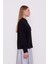 Siyah Yaka Taş Detaylı Bluz 5
