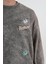 Bisiklet Yaka Yıkamalı Aplikeli Oversize Kalıp Sweatshirt 2