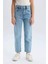 Kız Çocuk Mom Fit Standart Paça Jean Trousers D9155A825SP 1