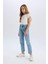 Kız Çocuk Mom Fit Standart Paça Jean Trousers D9155A825SP 4