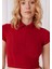 Kadın Kırmızı Renk Polo Yaka Yarım Fermuarlı Crop T-Shirt 5