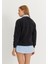 Kadın Siyah Renk Yıkamalı Eskitmeli Kısa Sweatshirt 5