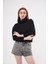 Kadın Siyah Balıkçı Yaka Sweatshirt 1
