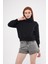 Kadın Siyah Balıkçı Yaka Sweatshirt 3