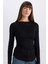 Slim Fit Dar Kesim Bisiklet Yaka Basic Düz Soft Touch Uzun Kollu Tişört E5884AX25SP 1