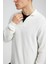 Ekru Beyaz Yaka Detaylı Triko 2