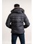 Kürklü Kapşonlu (Kürk ve Kapşon Çıkartılabilir) Içi Polarlı Slimfit Kısa Mont 4