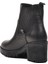 Siyah Deri Kadın Bot 4