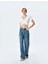 Büzgülü Slim Fit V Yaka Kısa Kollu Crop Tişört 2