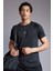 Fit Slim Fit Dar Kesim Bisiklet Yaka Baskılı Sporcu Kısa Kollu Tişört V2887AZ24SP 1