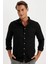Slim Fit Dar Kesim Düğmeli Dokulu Düz Pamuk Karışımlı Uzun Kollu Siyah Gömlek T2066AZ24AU 1