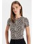 Slim Fit Dar Kesim Bisiklet Yaka Leopar Desenli Kısa Kollu Tişört D4965AX24AU 1