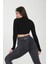 Siyah Uzun Kollu Parmak Geçirme Detaylı Spor Fitness Yoga Kadın Crop Top-Sporcu Üst 4