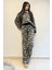 KZK003 Leopar Desen Kol ve Bel Kısmı Siyah Şeritli Kazak 1