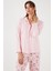 Desenli Regular Fit Apaş Yaka Beli Lastikli Bol Paça Pijama Takımı Bayan PİJAMA TAKIMI 65714300 4