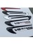 V8 Mat Siyah Mercedes Benz Amg V E300 E400 W213 Araba Yan Sticker Için 2 Adet Hava Fender Trim Amblemi Bıçak Logo V8 Bıturbo 4matıc+ (Yurt Dışından) 2