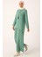Yeşil-Kolyeli Bol Paça Pantolonlu Tunikli Takım 2