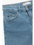 Pamuklu Cep Detaylı Slim Fit Denim Şort 3
