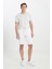 Slim Fit Dar Kesim Yan Cepli Gofre Desenli Şort 2