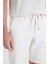 Slim Fit Dar Kesim Yan Cepli Gofre Desenli Şort 4