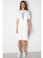 Örgü Saçlar Beyaz Kısa Kol Diz Üstü Orta Boy Penye Elbise 2