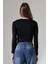 Kare Yaka Uzun Kollu Altı Külotlu ve Çıt Çıtlı Kadın Atlet - T-Shirt 21940 Siyah 4