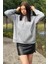 Kadın Taşlı Kapüşonlu Şardonlu Sweatshirt 2