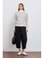 Omuzda Kalp Düğmeli Sweatshirt 1