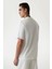 Erkek Beyaz Logolu Nakış Işlemeli T-Shirt 4