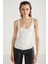 Dolly Kadın Basic Nefes Alabilen Kumaş Kalın Askılı Slim Fit Beyaz Atlet 1