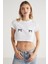 Krım Bisiklet Yaka %100 Pamuk Parça Baskılı Kısa Kollu Crop Beyaz T-Shirt 2