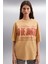 Malıka Kadın %100 Organik Pamuklu Şehir Tema Baskılı Oversize Bisiklet Yaka Bej T-shirt 1