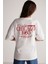 Janna Kadın Şehir Temalı Ön Ve Arka Baskı Detaylı Oversize Fit Bisiklet Yaka Beyaz / Kırmızı T-shirt 1