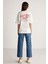 Janna Kadın Şehir Temalı Ön Ve Arka Baskı Detaylı Oversize Fit Bisiklet Yaka Beyaz / Kırmızı T-shirt 6