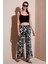 Desenli Standart Fit Yüksek Bel Geniş Paça Pantolon Bayan Pantolon 5869019 1