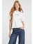 Kadın Crop Boxy T-Shirt Nakış Işlemeli Beyaz 2