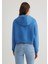 Mavi Patch Logo Kapüşonlu Mavi Crop Sweatshirt 1S10305-70885 5