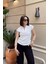 Beyaz Polo Yaka, Kısa Kol, Fitilli Kaşkorşe Kumaş, Basic Kalıp/kesim, Spor ve Günlük Bluz & T-Shirt 5