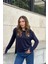Kadın Laci Uzun Kol, Yırtmaç Detaylı, Arma ve Yazı Detaylı, Kapüşonlu Sweatshirt Bluz 3